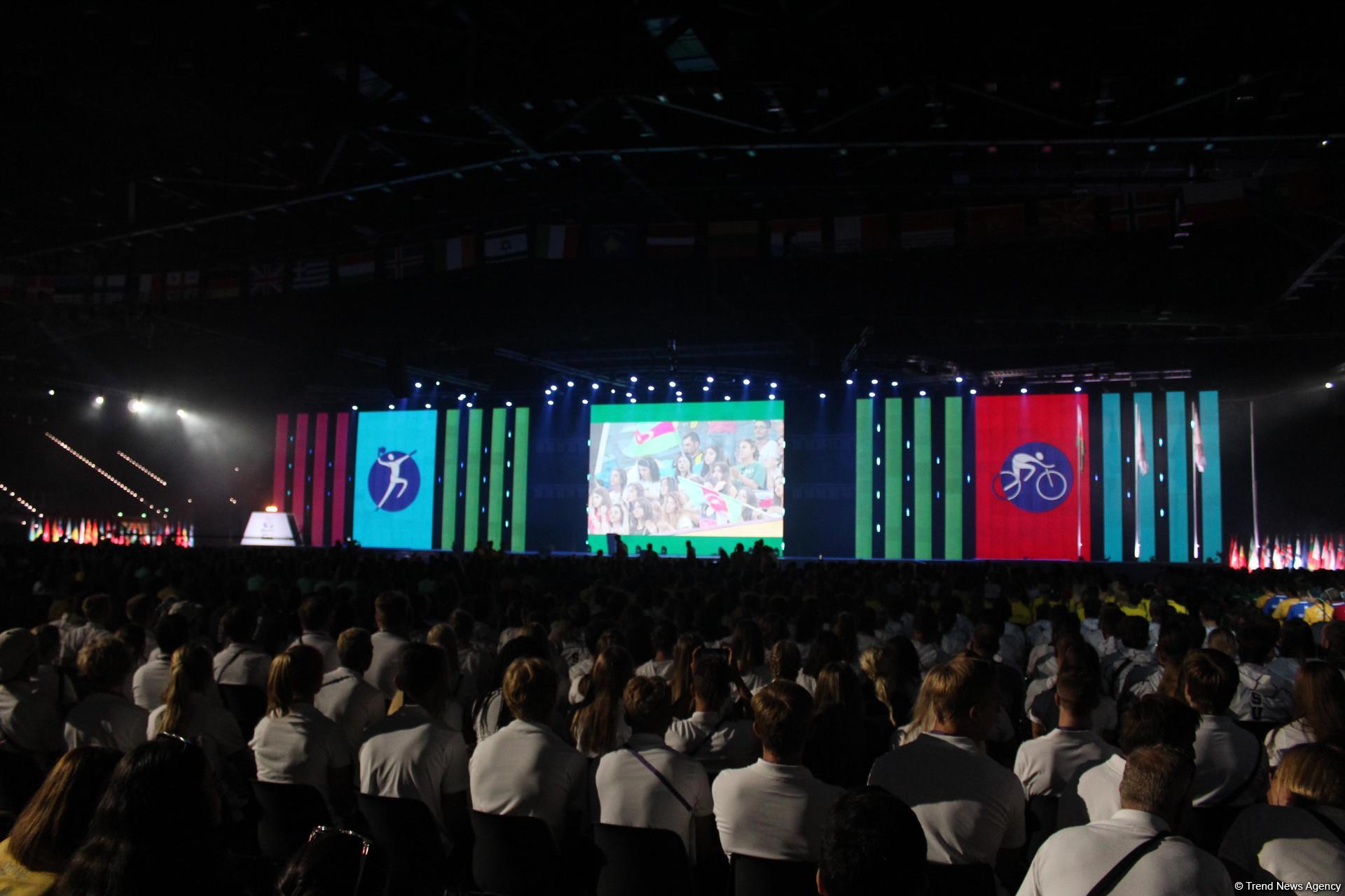 Потрясающая церемония закрытия XV Летнего европейского юношеского олимпийского фестиваля в Баку (ФОТОРЕПОРТАЖ)