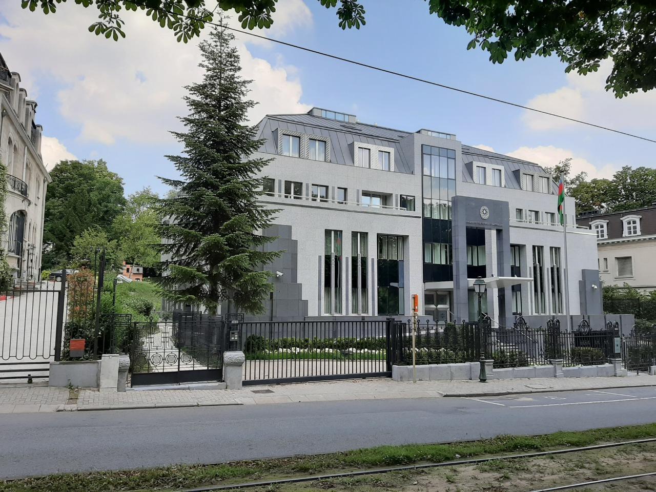 Азербайджанцы призывают Европу к совершенству через философию Насими (ФОТО)