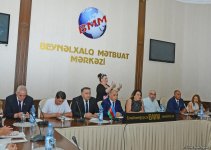 Государственный гимн Азербайджана на языке жестов (ВИДEO)