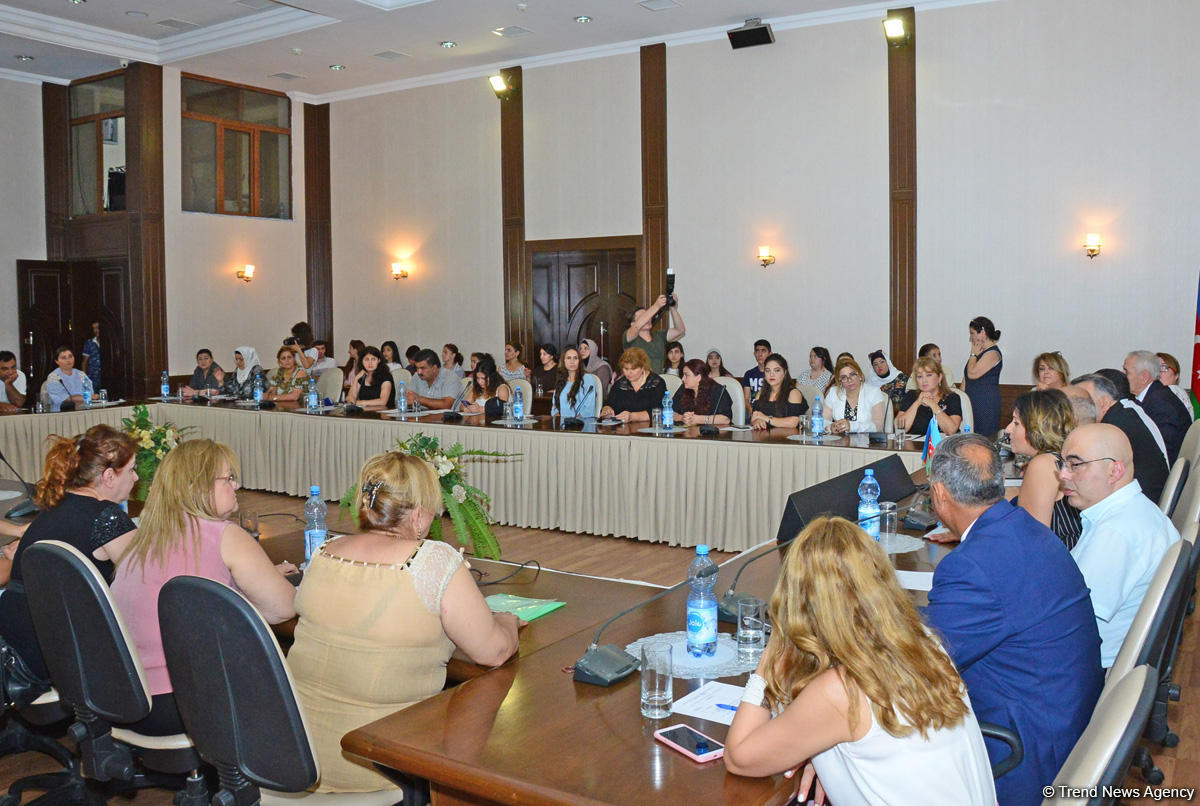 Государственный гимн Азербайджана на языке жестов (ВИДEO)