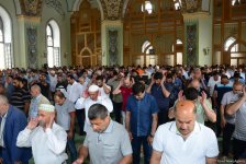 По случаю праздника Гурбан во всех мечетях Азербайджана совершен праздничный намаз (ФОТО)