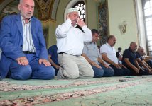 По случаю праздника Гурбан во всех мечетях Азербайджана совершен праздничный намаз (ФОТО)