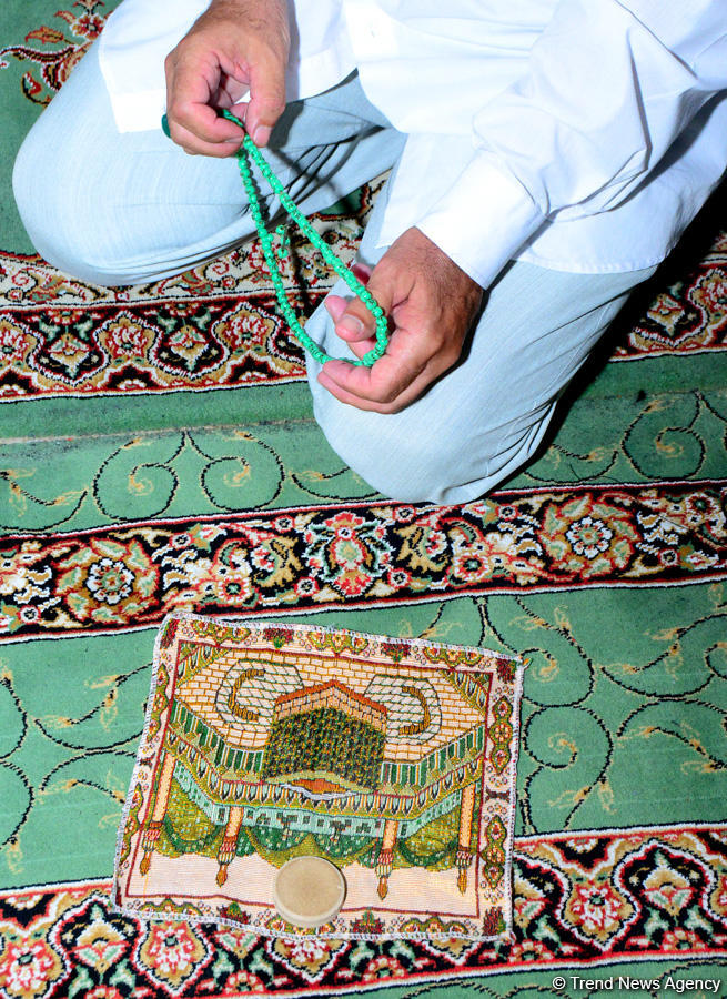 По случаю праздника Гурбан во всех мечетях Азербайджана совершен праздничный намаз (ФОТО)