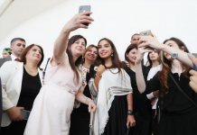 Первый вице-президент Мехрибан Алиева приняла участие в мероприятии вынужденных переселенцев в Центре Гейдара Алиева (ФОТО)