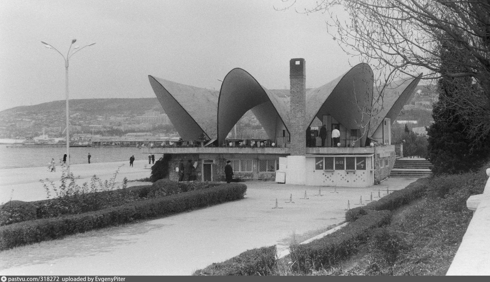 Бакинское кафе "Жемчужина" вошло в ТОП-10 зданий советского модернизма (ФОТО)