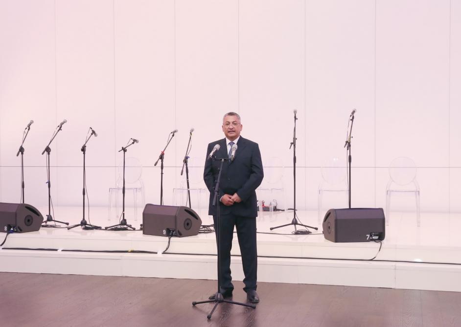 Первый вице-президент Мехрибан Алиева приняла участие в мероприятии вынужденных переселенцев в Центре Гейдара Алиева (ФОТО)