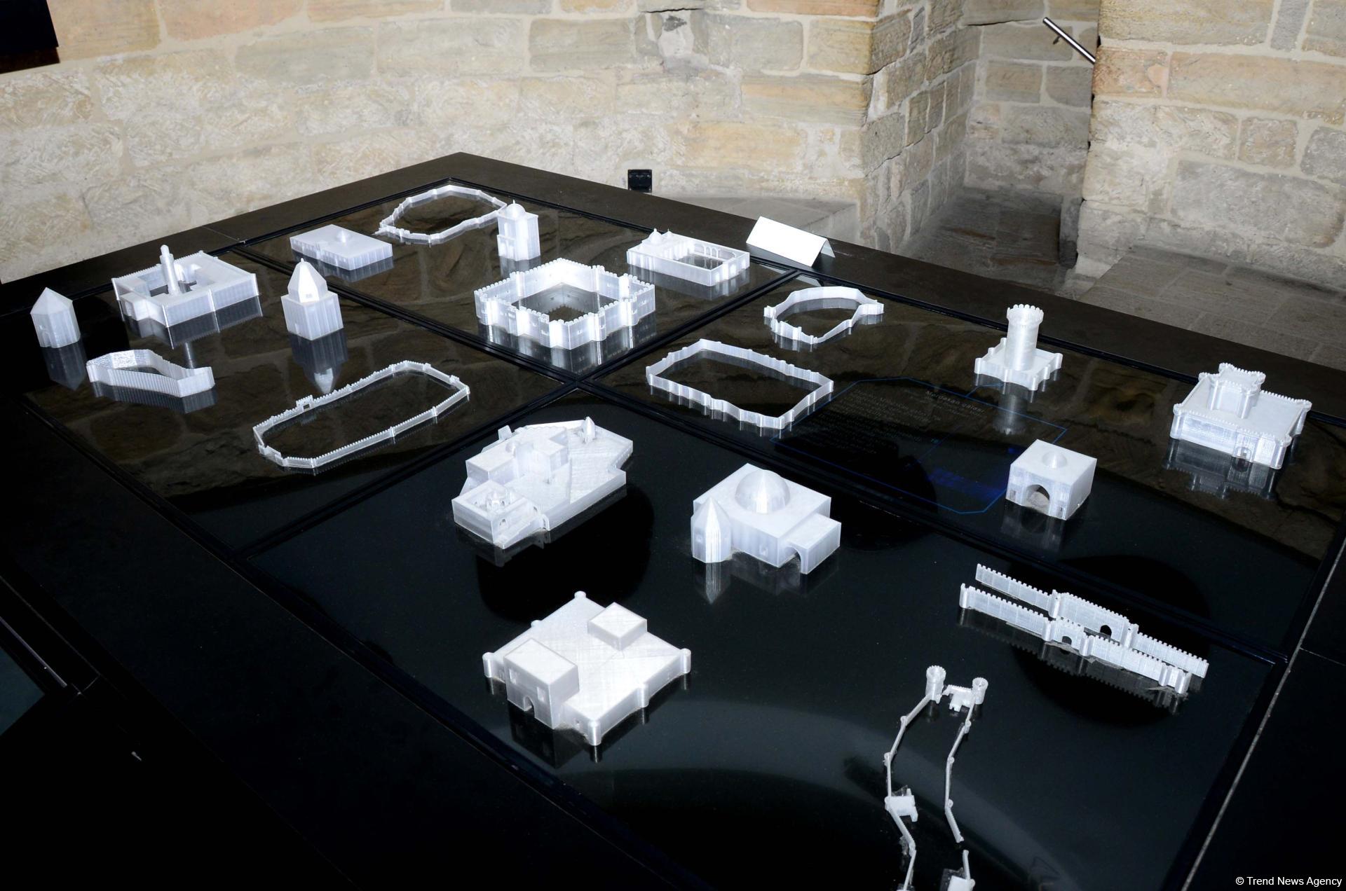 Загадочная башня Баку (Фоторепортаж)