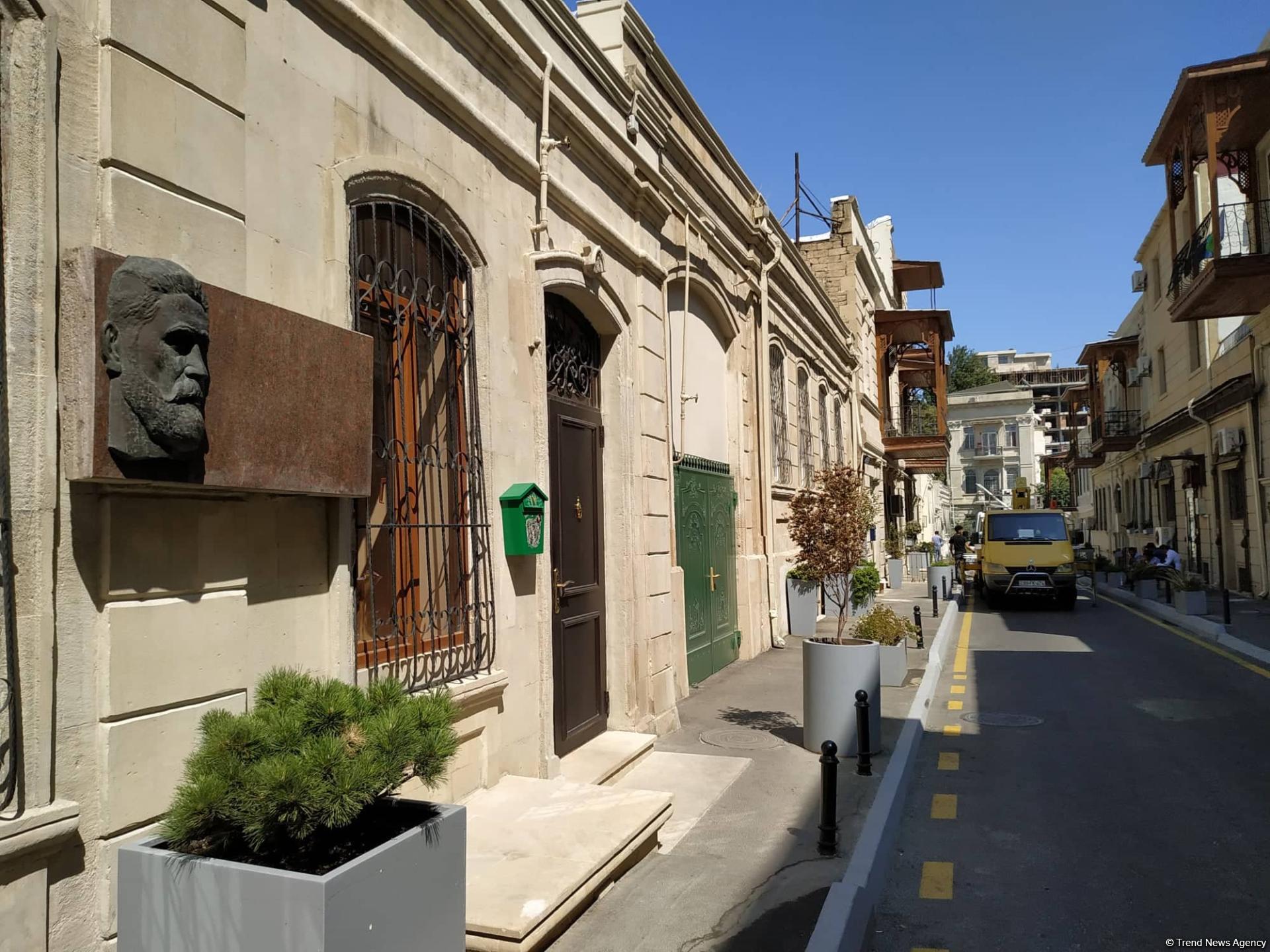 В Баку появились удивительные почтовые ящики! Так и хочется написать письмо…(ФОТО)