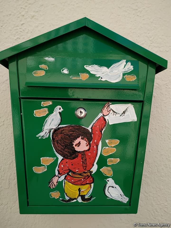 В Баку появились удивительные почтовые ящики! Так и хочется написать письмо…(ФОТО)