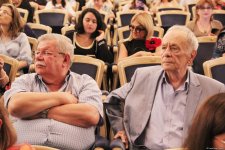 Театр Вахтангова покорил Баку необычной постановкой произведения "Евгений Онегин" (ФОТО)