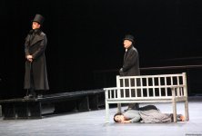 Театр Вахтангова покорил Баку необычной постановкой произведения "Евгений Онегин" (ФОТО)