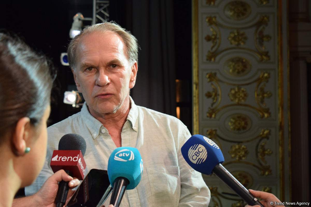 В Баку высокий уровень культуры людей – народный артист России Алексей Гуськов (ФОТО)