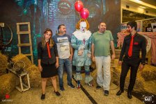 В Баку появился чудовищный клоун-убийца: Оно вернулось – Они не испугались (ВИДЕО,ФОТО)