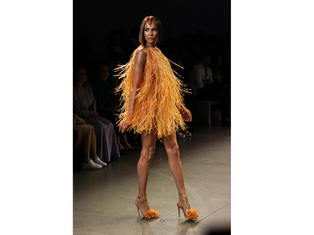 Карабахский цветок Хары бюльбюль на Неделе моды в Нью-Йорке (ФОТО)