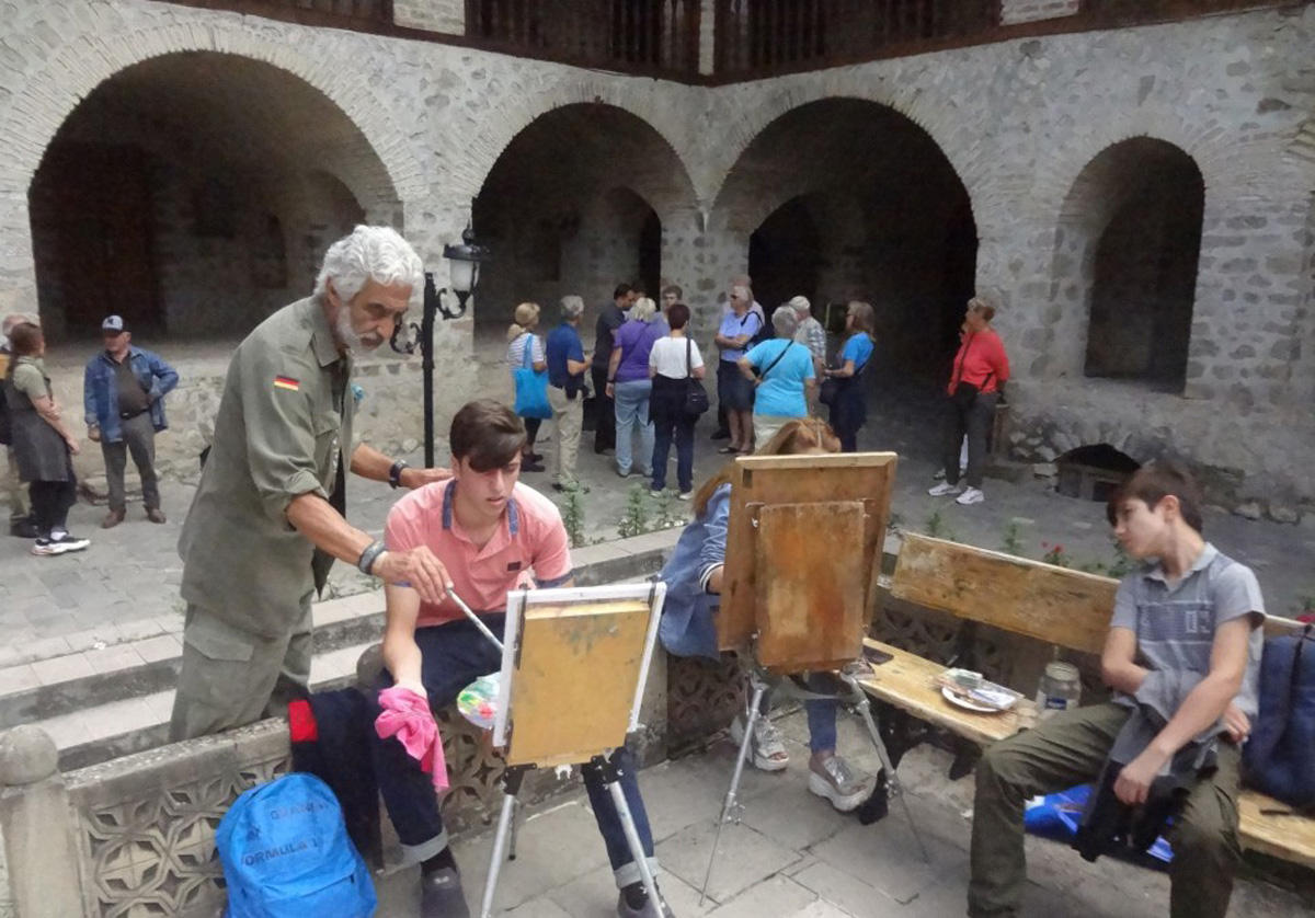 Экспрессом из Германии в Азербайджан с любовью (ФОТО)