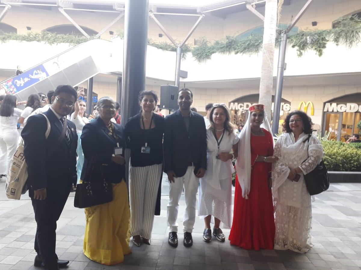 Хотела припугнуть детей, что оставлю в Баку. И хорошо, мы остаёмся! (ФОТО)