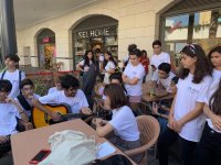 Хотела припугнуть детей, что оставлю в Баку. И хорошо, мы остаёмся! (ФОТО)