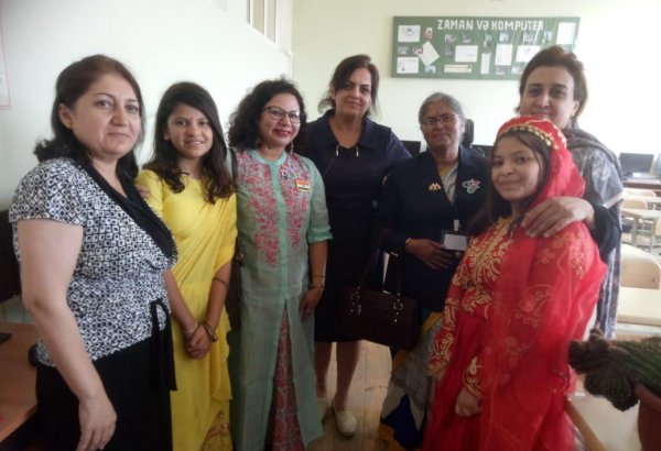 Подписан меморандум о партнерстве между школами Азербайджана и Индии (ФОТО)