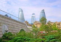 "Алмазное ожерелье" Баку (Фоторепортаж)