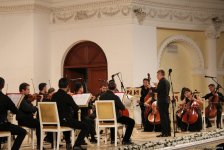 Молодежный камерный оркестр ТЮРКСОЙ завершил гастрольное турне в Баку оглушительными овациями (ФОТО)