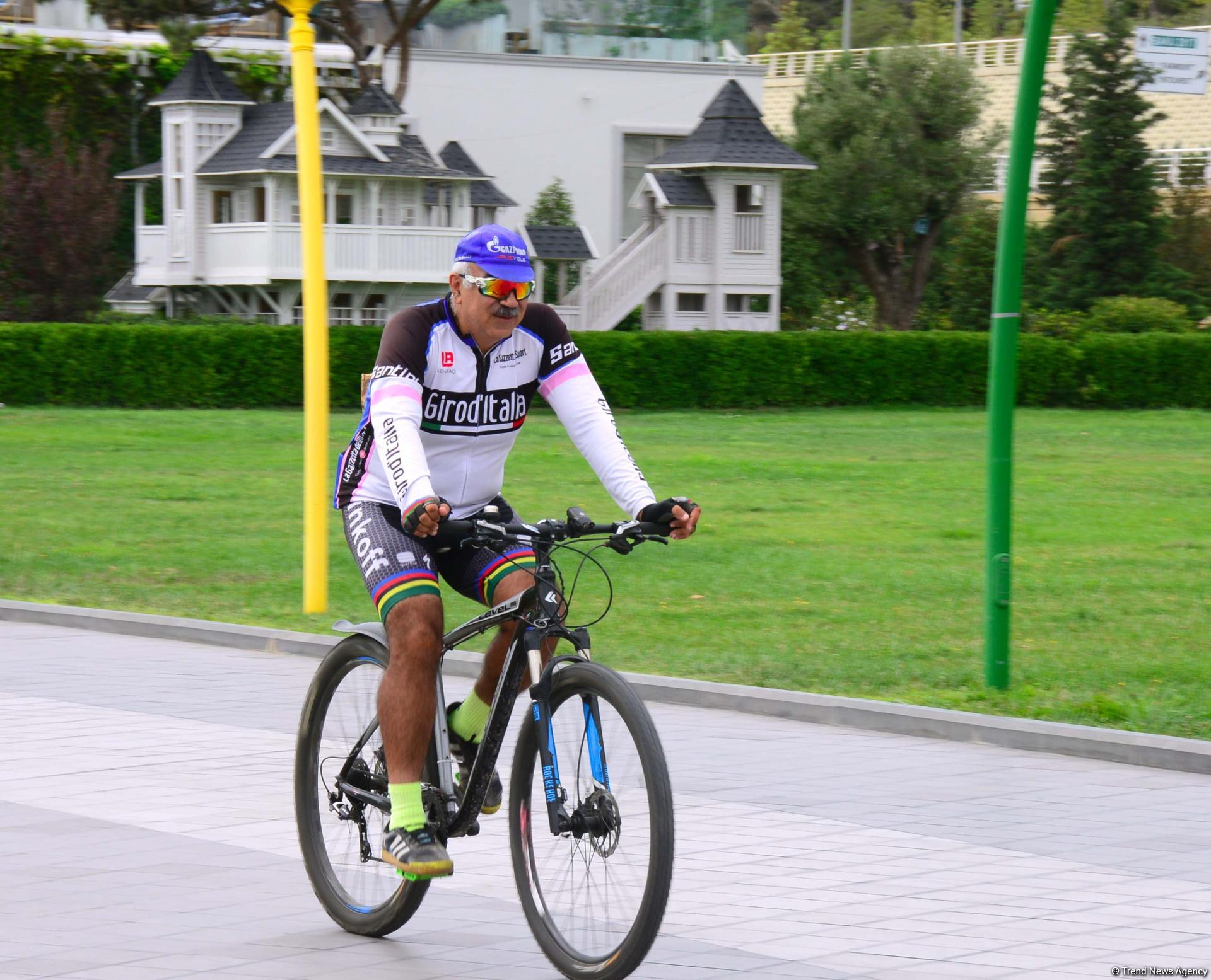 "Алмазное ожерелье" Баку (Фоторепортаж)