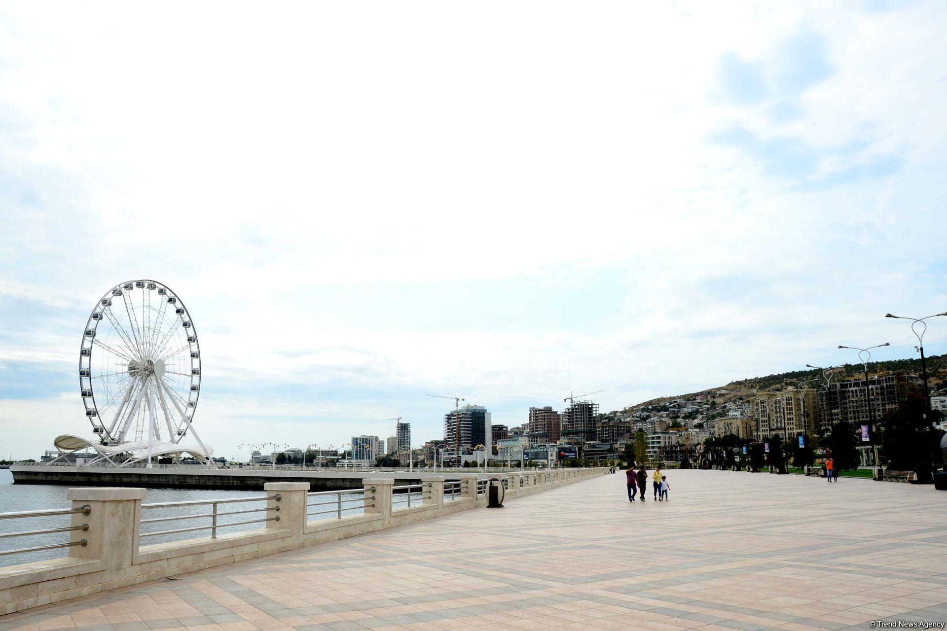 "Алмазное ожерелье" Баку (Фоторепортаж)