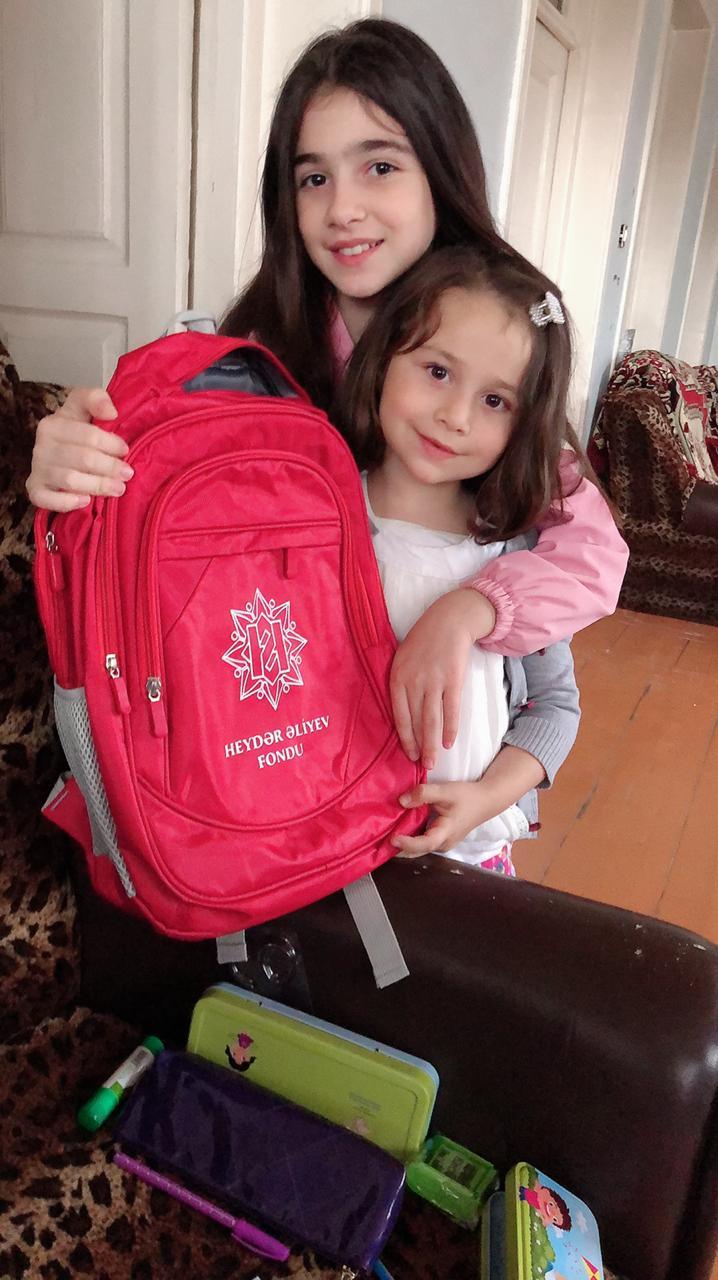 Подарки от Фонда Гейдара Алиева детям из 17 тысяч малообеспеченных семей  и воспитанникам детских домов (ФОТО)