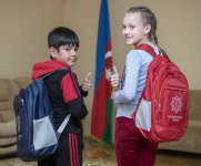 Подарки от Фонда Гейдара Алиева детям из 17 тысяч малообеспеченных семей  и воспитанникам детских домов (ФОТО)