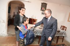 Подарки от Фонда Гейдара Алиева детям из 17 тысяч малообеспеченных семей  и воспитанникам детских домов (ФОТО)