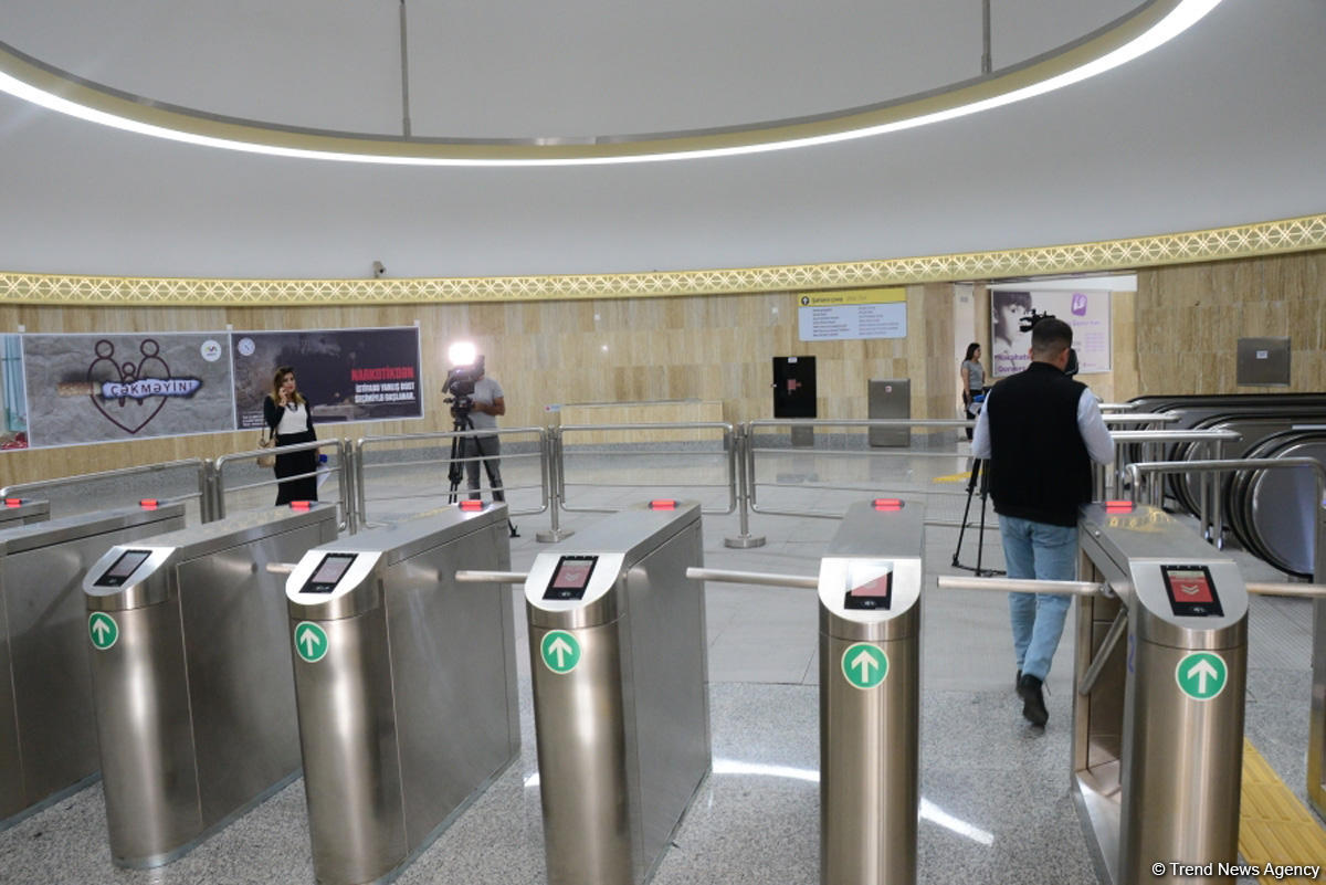 После ремонта открылась станция бакинского метро «Шах Исмаил Хатаи» (ФОТО)