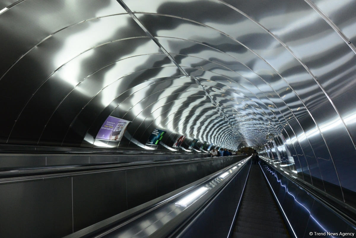 После ремонта открылась станция бакинского метро «Шах Исмаил Хатаи» (ФОТО)