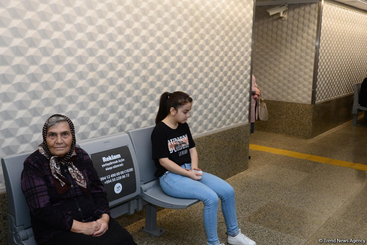 После ремонта открылась станция бакинского метро «Шах Исмаил Хатаи» (ФОТО)