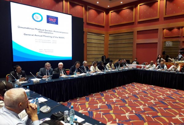 Афлатун Амашов: Деятельность журналистов в конфликтных зонах достойна высокой оценки (ФОТО)