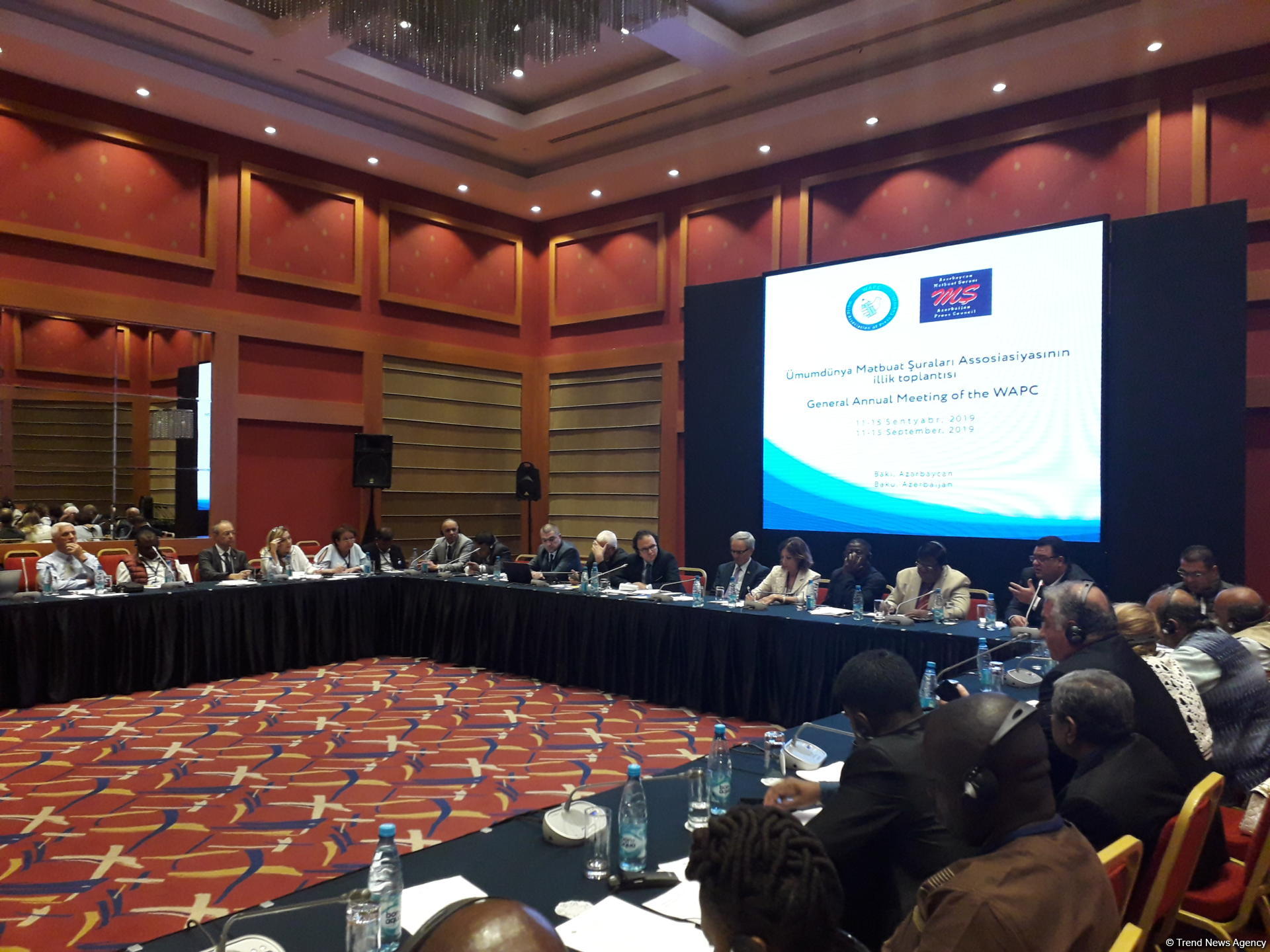 Афлатун Амашов: Деятельность журналистов в конфликтных зонах достойна высокой оценки (ФОТО)