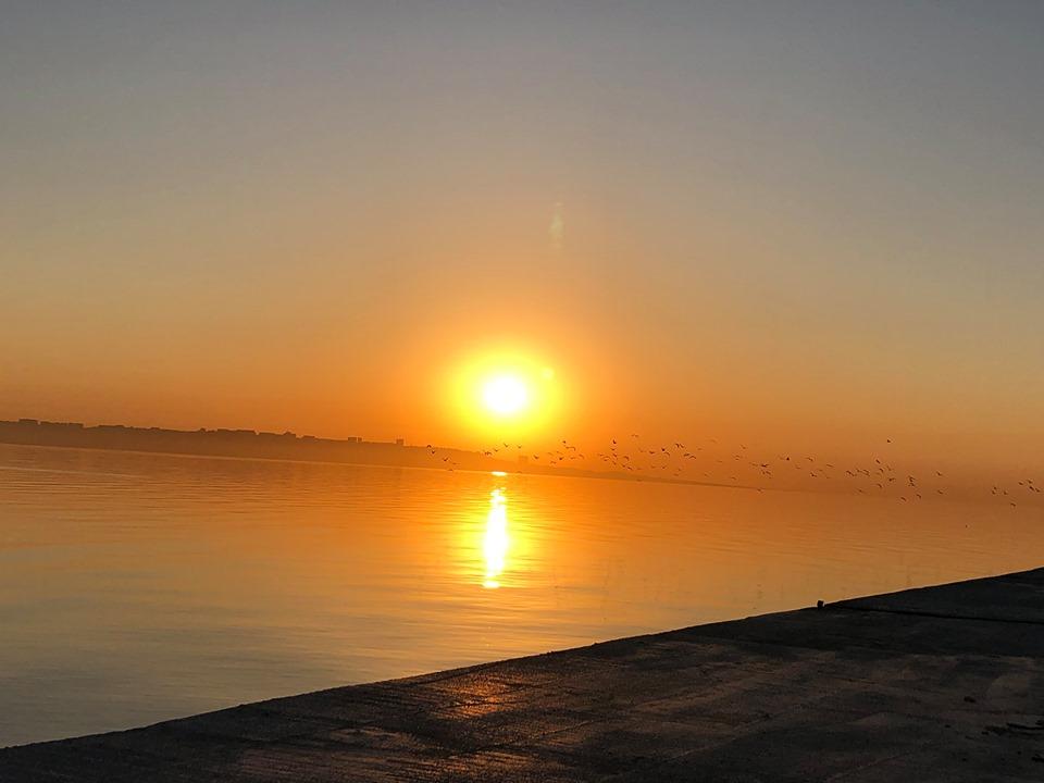 Осенний восход над Бакинской бухтой – красота неимоверная (ВИДЕО, ФОТО)