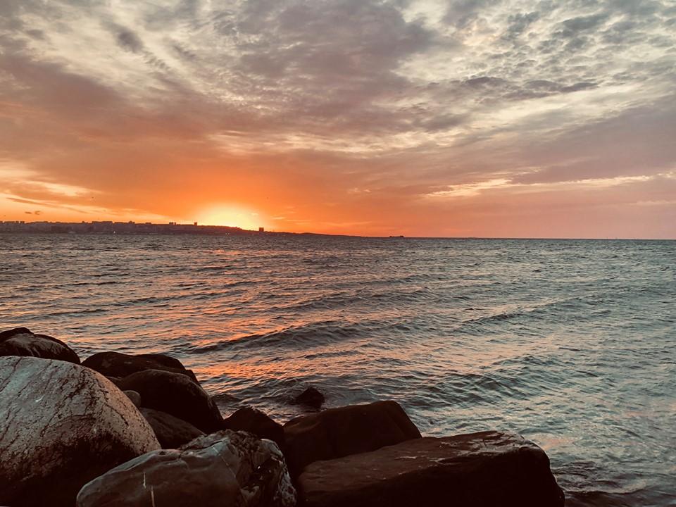 Осенний восход над Бакинской бухтой – красота неимоверная (ВИДЕО, ФОТО)