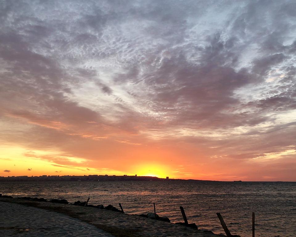 Осенний восход над Бакинской бухтой – красота неимоверная (ВИДЕО, ФОТО)
