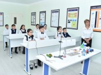 В Гяндже сданы в эксплуатацию построенные и отремонтированные Фондом Гейдара Алиева новые школы и детский сад (ФОТО) (версия 2)