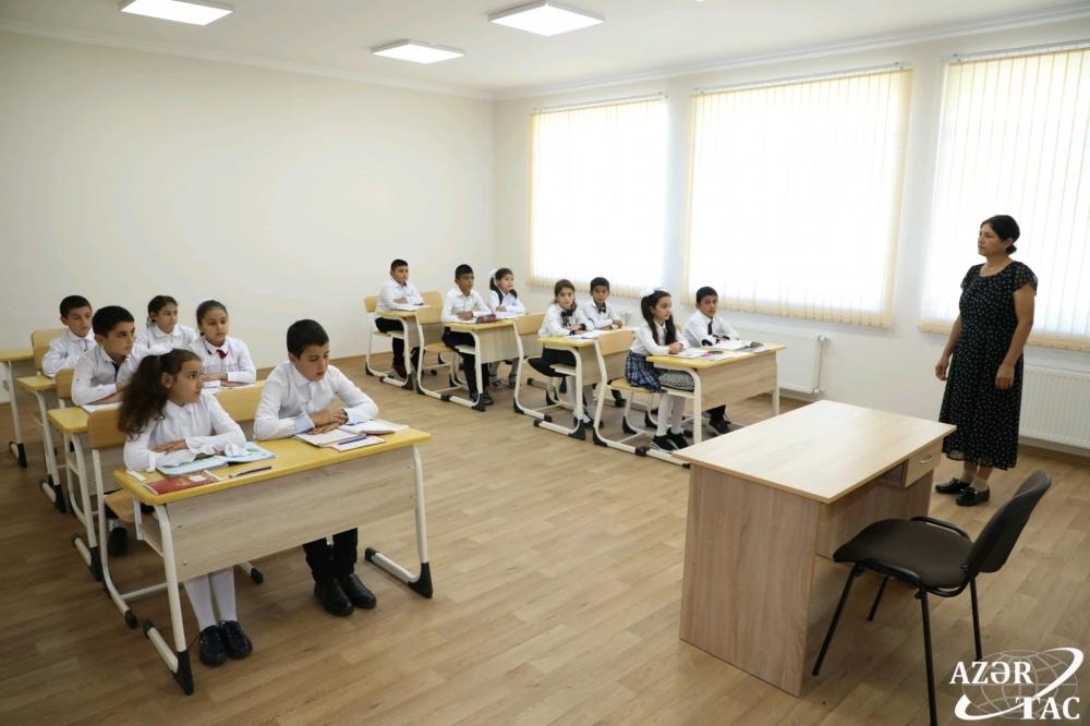 В Агсу и Исмаиллы сданы в эксплуатацию новые школьные здания, построенные Фондом Гейдара Алиева (ФОТО)
