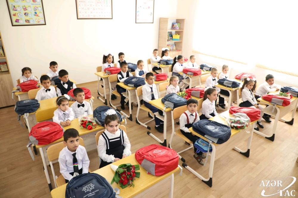 В Агсу и Исмаиллы сданы в эксплуатацию новые школьные здания, построенные Фондом Гейдара Алиева (ФОТО)