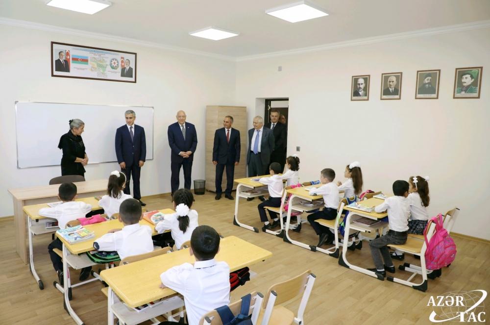 В Агсу и Исмаиллы сданы в эксплуатацию новые школьные здания, построенные Фондом Гейдара Алиева (ФОТО)