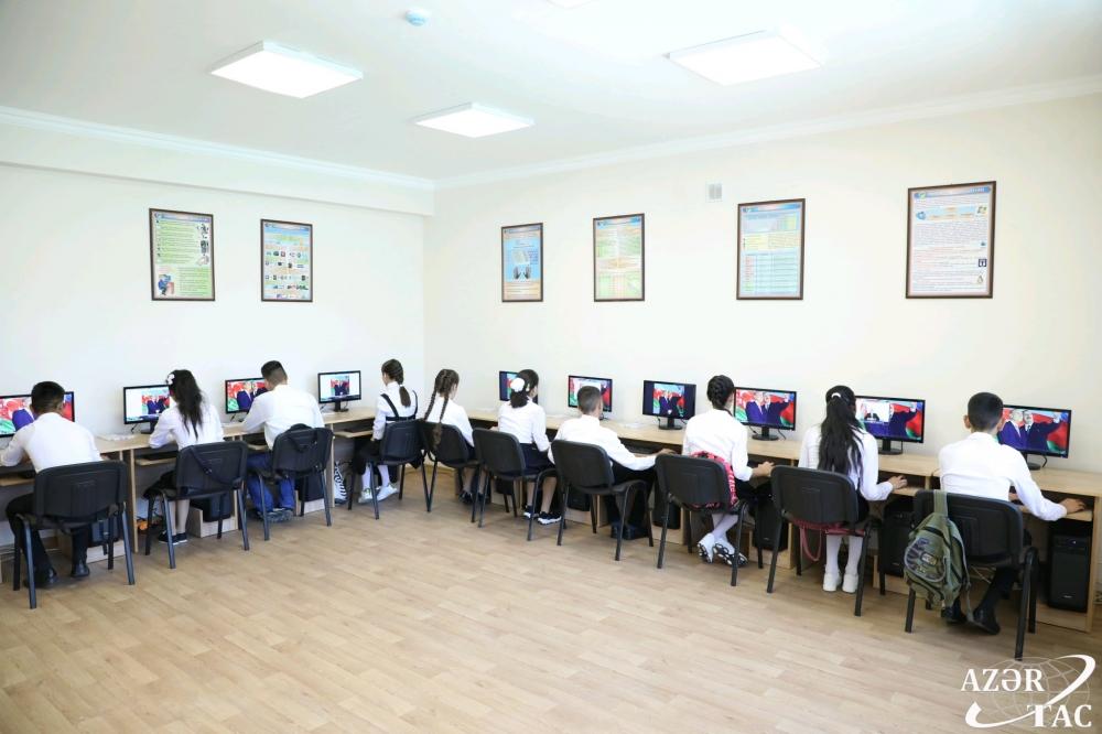 В Агсу и Исмаиллы сданы в эксплуатацию новые школьные здания, построенные Фондом Гейдара Алиева (ФОТО)