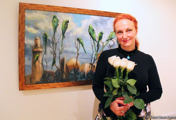Российский дипломат Оксана Орлова воплотила свою любовь к Азербайджану в ярких картинах (ФОТО)