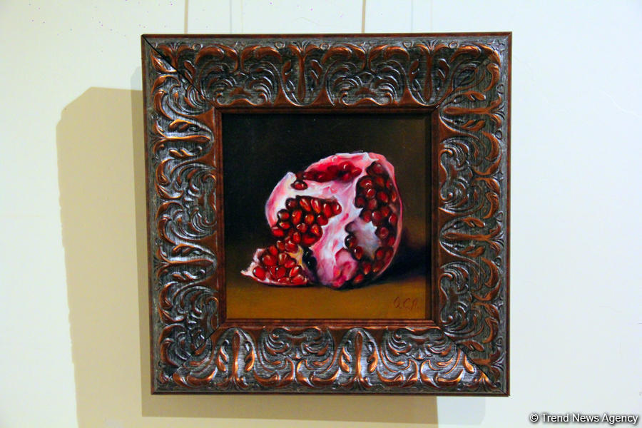 Российский дипломат Оксана Орлова воплотила свою любовь к Азербайджану в ярких картинах (ФОТО)