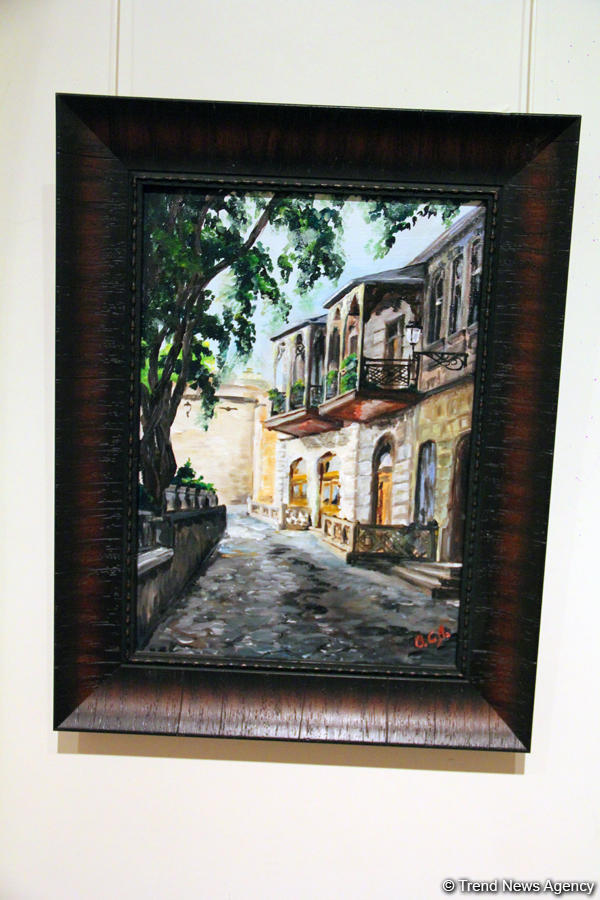 Российский дипломат Оксана Орлова воплотила свою любовь к Азербайджану в ярких картинах (ФОТО)