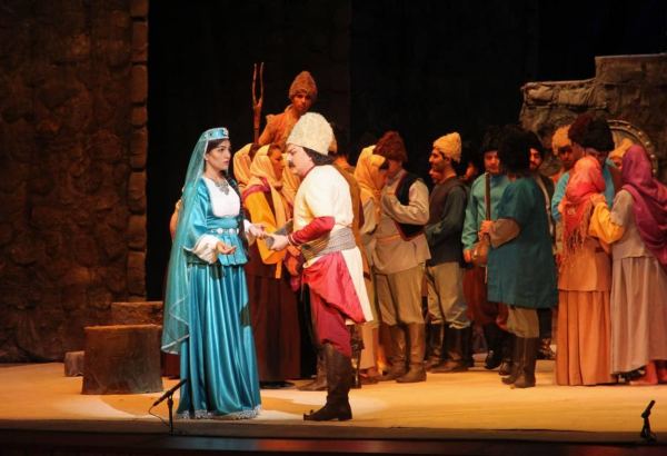 Прошла генеральная репетиция оперы "Кёроглу" (ВИДЕО)