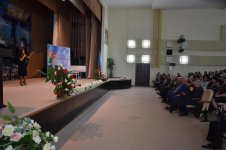 В Каспийском море в 40 км от Баку прошел праздничный концерт (ФОТО)