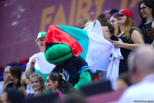 Улыбки, радость и восторг на Чемпионате мира по художественной гимнастике в Баку (ФОТО)