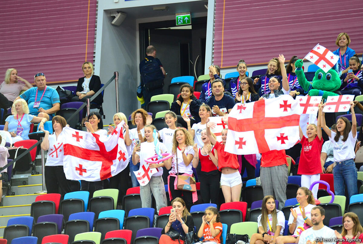 Зрители Чемпионата мира в Баку восхищены пластикой и красотой движений граций (ФОТО)