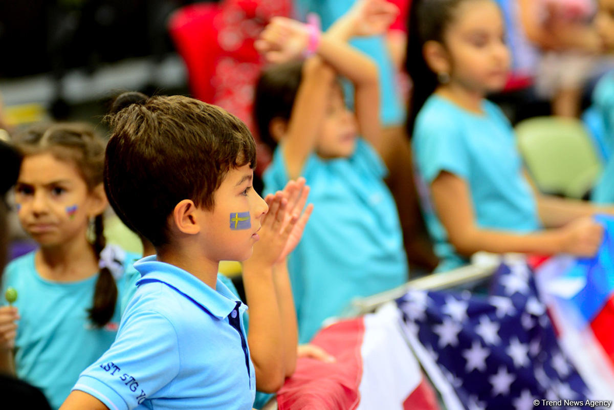 Зрители Чемпионата мира в Баку восхищены пластикой и красотой движений граций (ФОТО)
